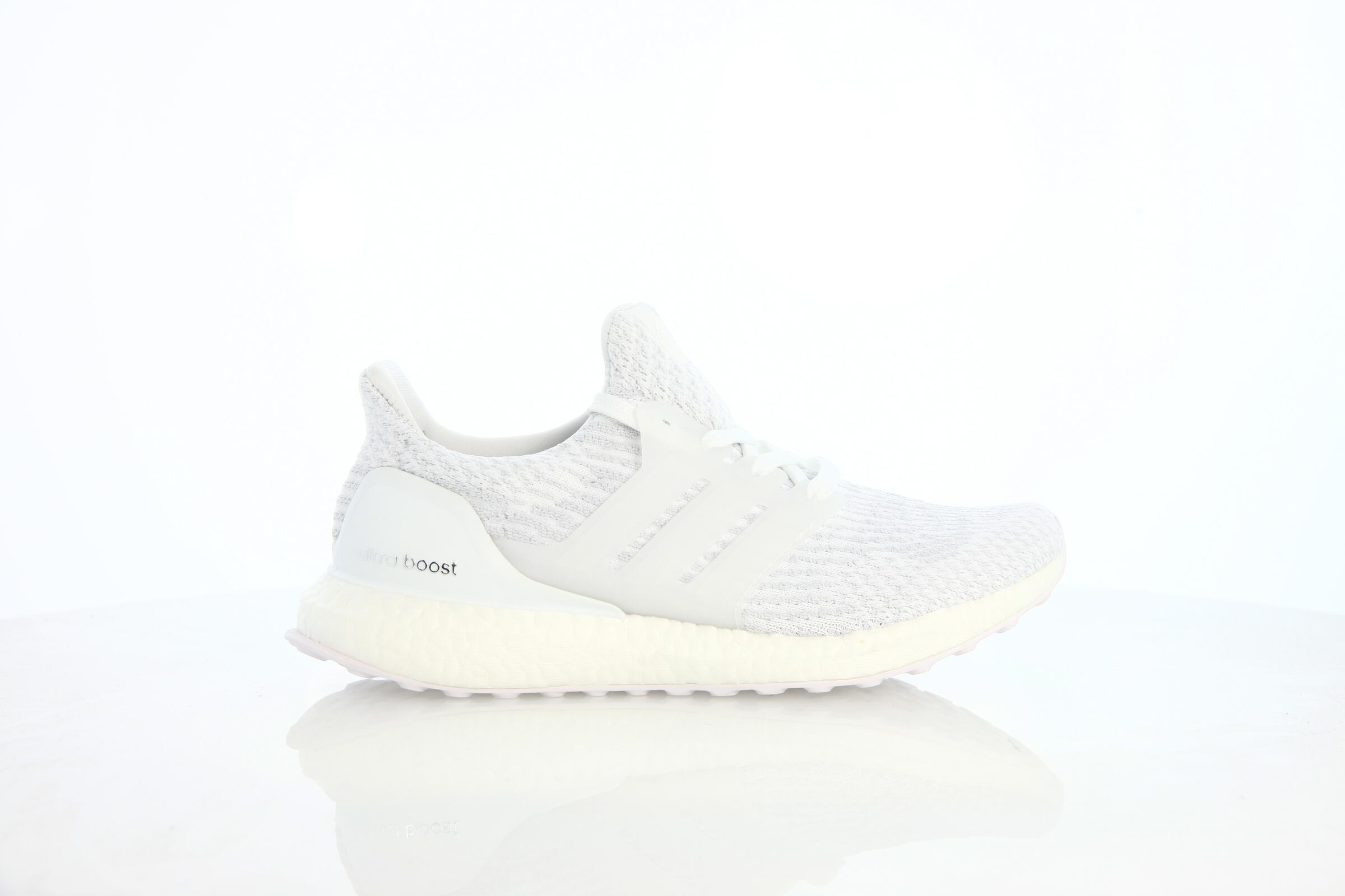 Adidas shops womens white ultraboost